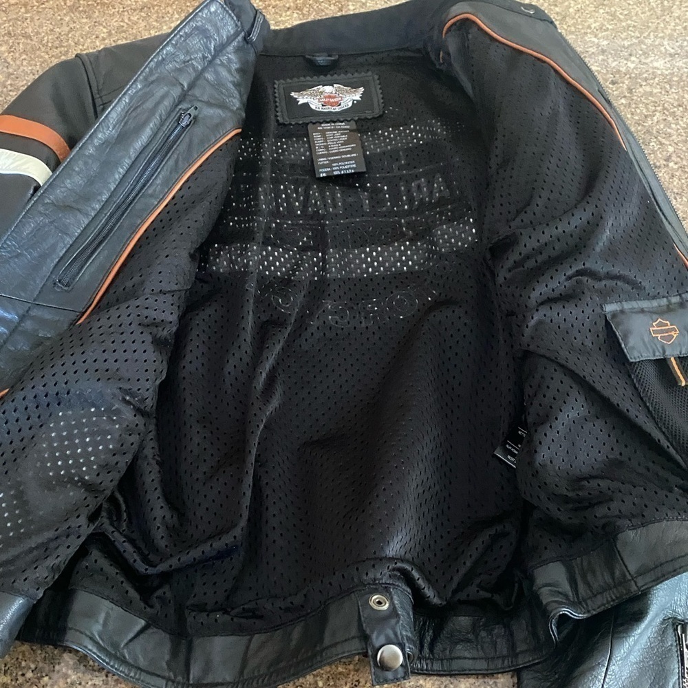 Authentic Harley Davidson Miss Enthusiast 3 in 1 Leather Jacket X Small EUC‌‌‌ - Picture 7 of 15